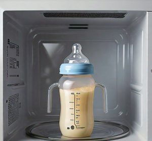 baby bottle in microwave