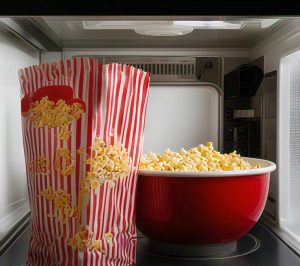 popcorn cooking in microwave